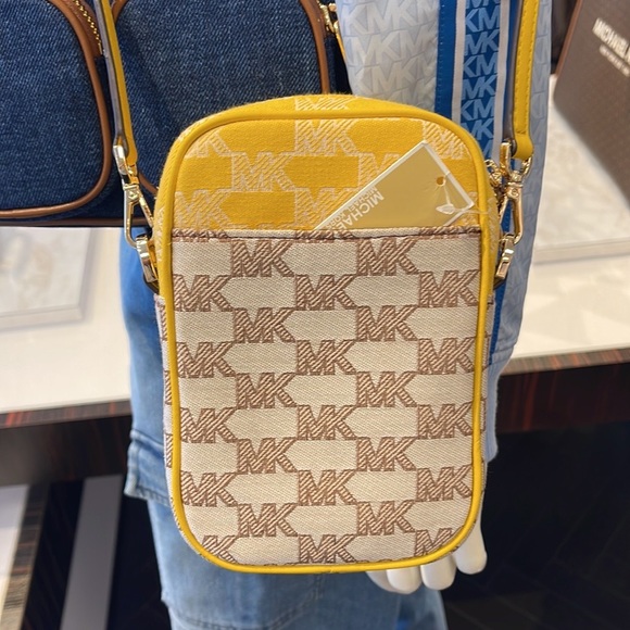 Michael Kors Sloan Editor Small Phone Logo Jacquard Crossbody
Butter Multi - Picture 8 of 16